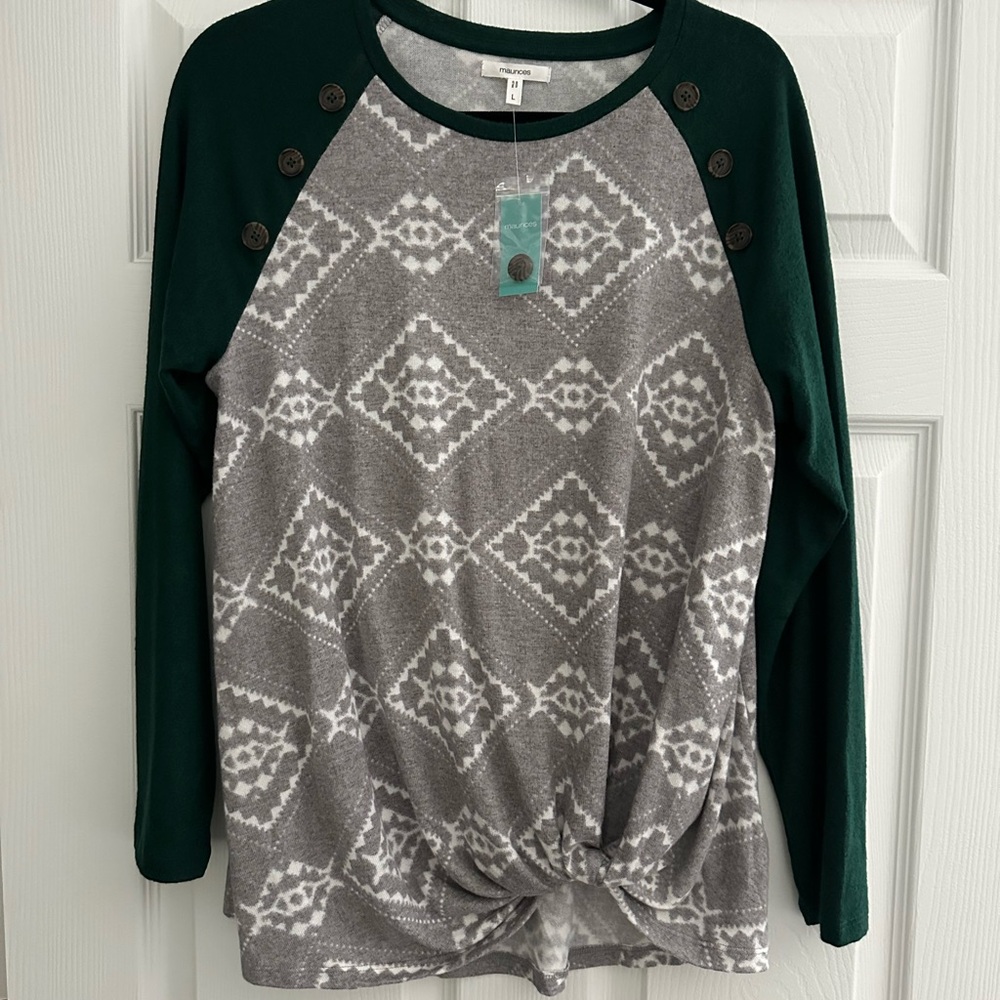 CLOSET CLOSING - OFFERS WELCOME! Gray and Green Patterned Women's Top